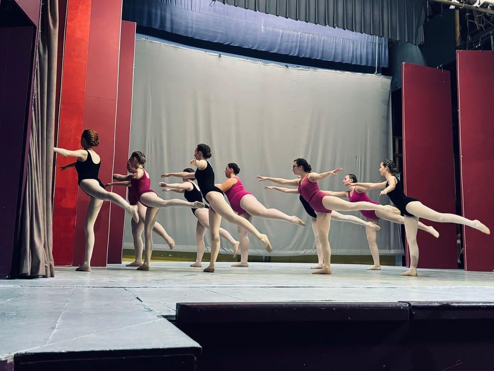 Finale bows